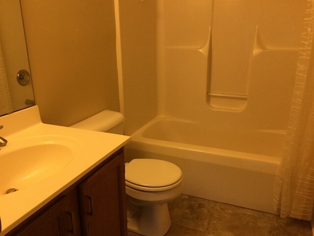 Building Photo - 931 Balsam Wood Ln