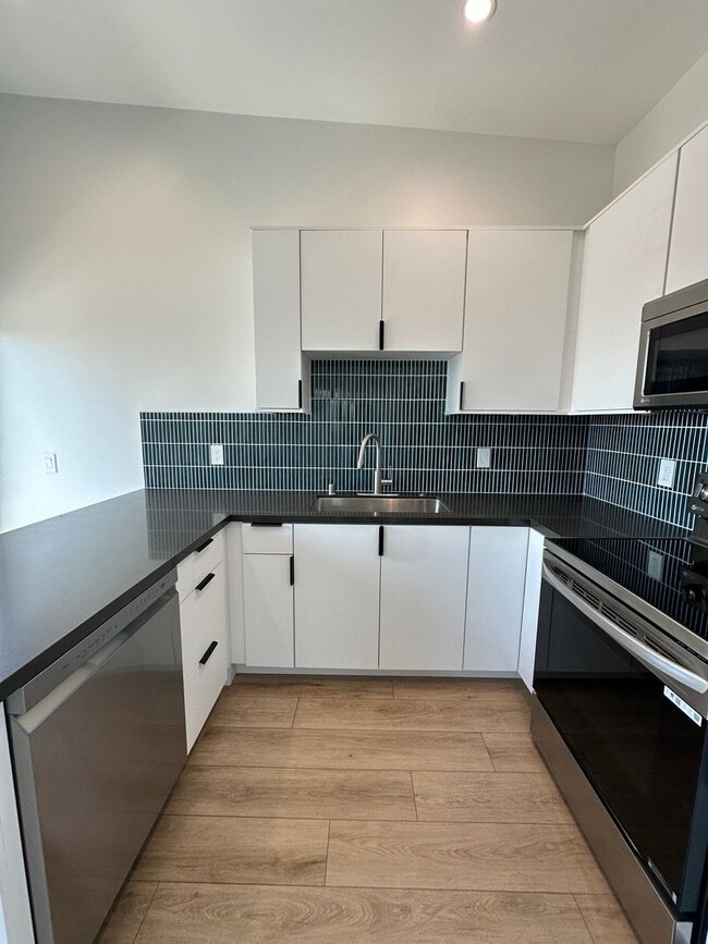 Building Photo - 2320 F St