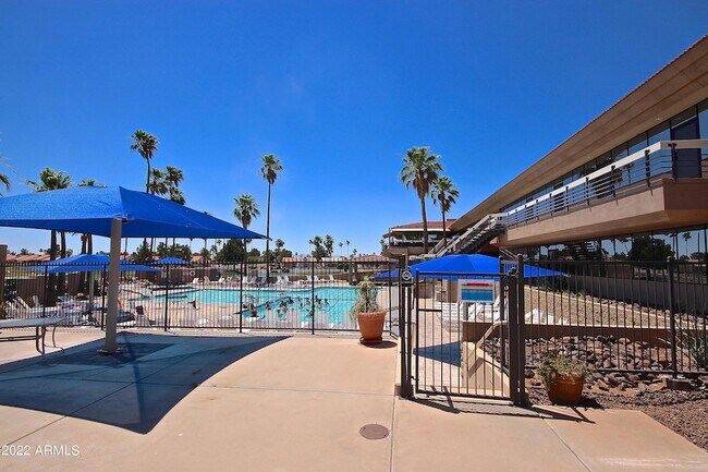 Building Photo - 1800 E Winged Foot Dr