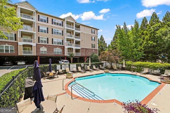 Primary Photo - 4333 Dunwoody Park