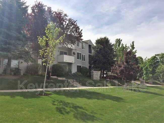 Building Photo - 531 S 900 East B-10
