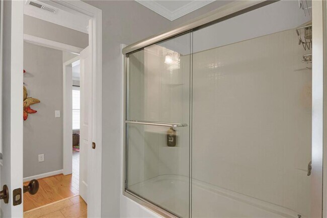 Building Photo - 120 Cornerstone Pl