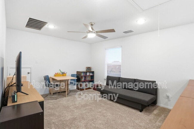 Building Photo - 13250 Hagerd Lp