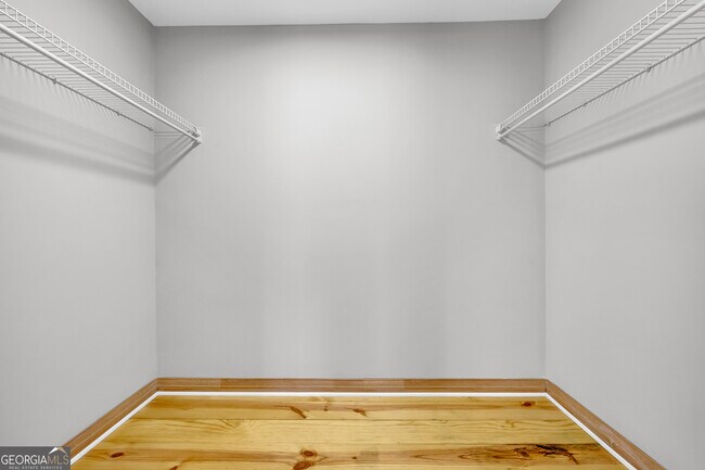 Building Photo - 106 Degrandis Ln NE