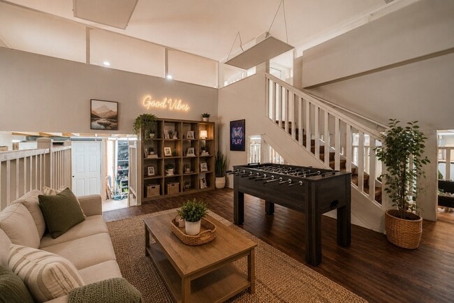 Building Photo - 7618 Del Glen Ln