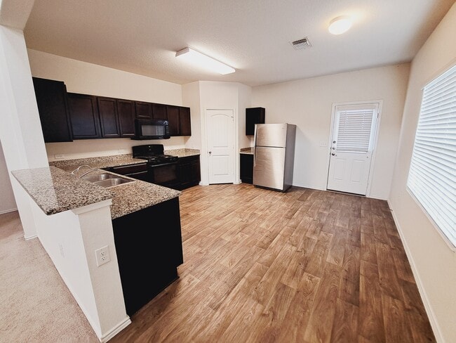 Building Photo - 3603 Canaan Matthew Dr