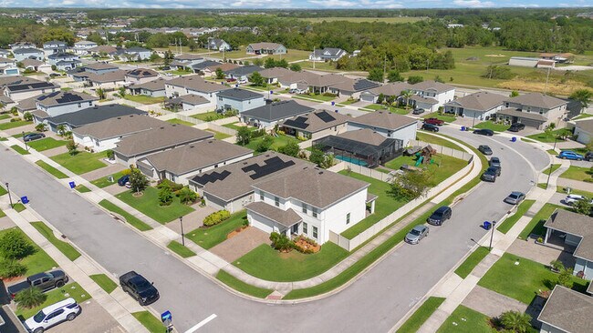 Building Photo - 4894 Knoll Ln