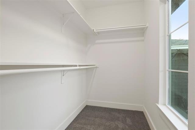 Building Photo - 933 W Eighth St