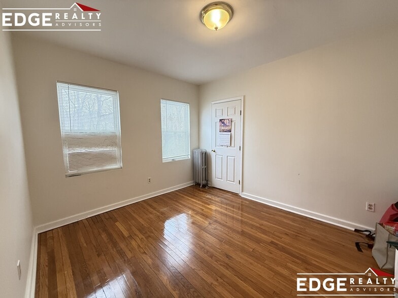 Building Photo - 6 Pama Gardens