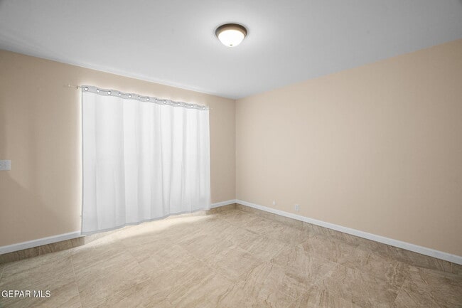 Building Photo - 10337 Galahad Way