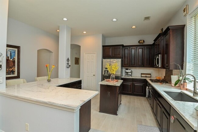 Building Photo - 5431 Jackson Park Ln