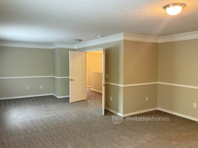 Building Photo - 18221 Sandy Pointe Dr