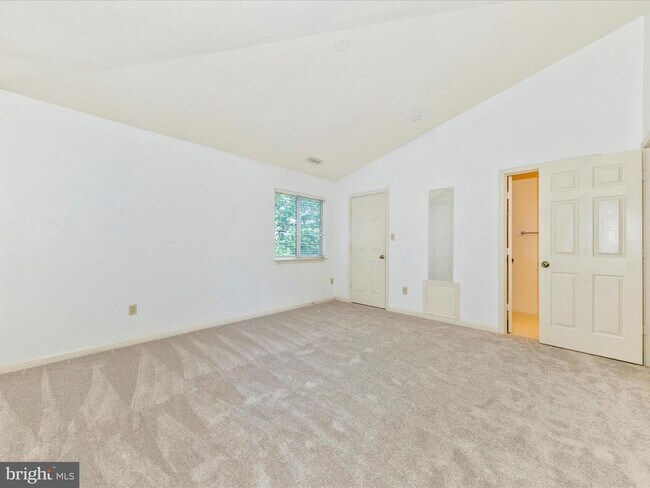 Building Photo - 2106 Whitehall Rd