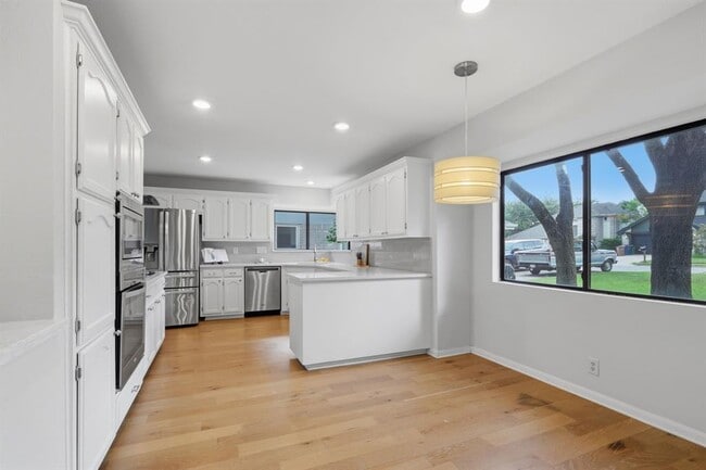 Building Photo - 4801 Rustown Dr