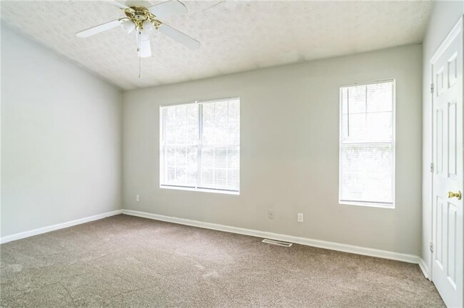 Building Photo - 5638 Fair Creek Way