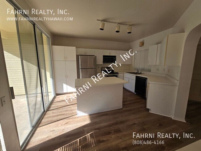 Building Photo - 91-920-920 Laaulu St