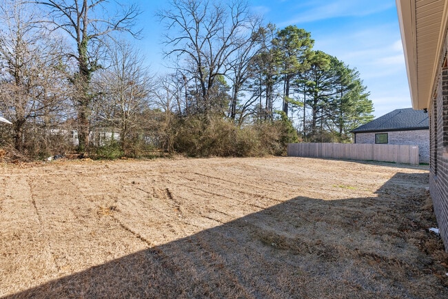 Building Photo - 19 Denali Dr