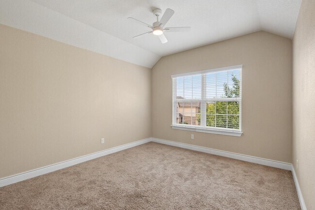 Building Photo - 3502 Roadstead Way