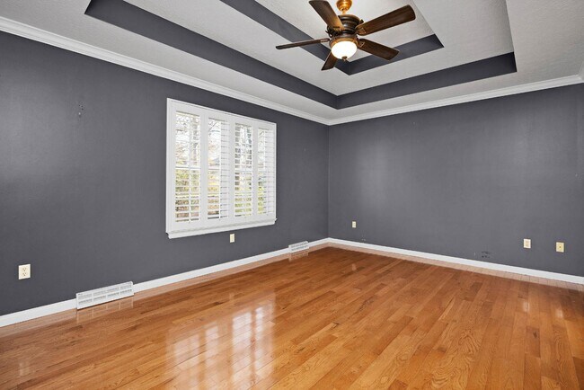 Building Photo - 1125 Oak St