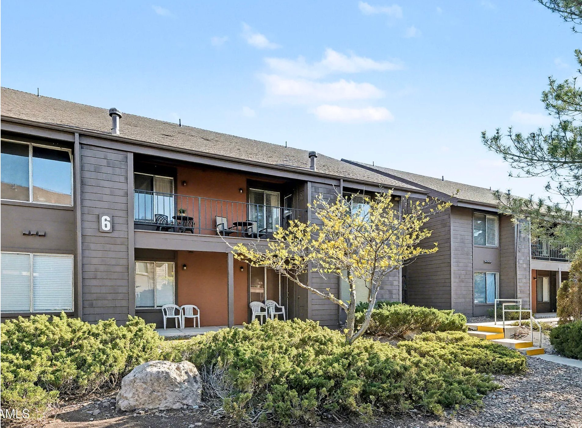 Building Photo - 1200 S Riordan Ranch St