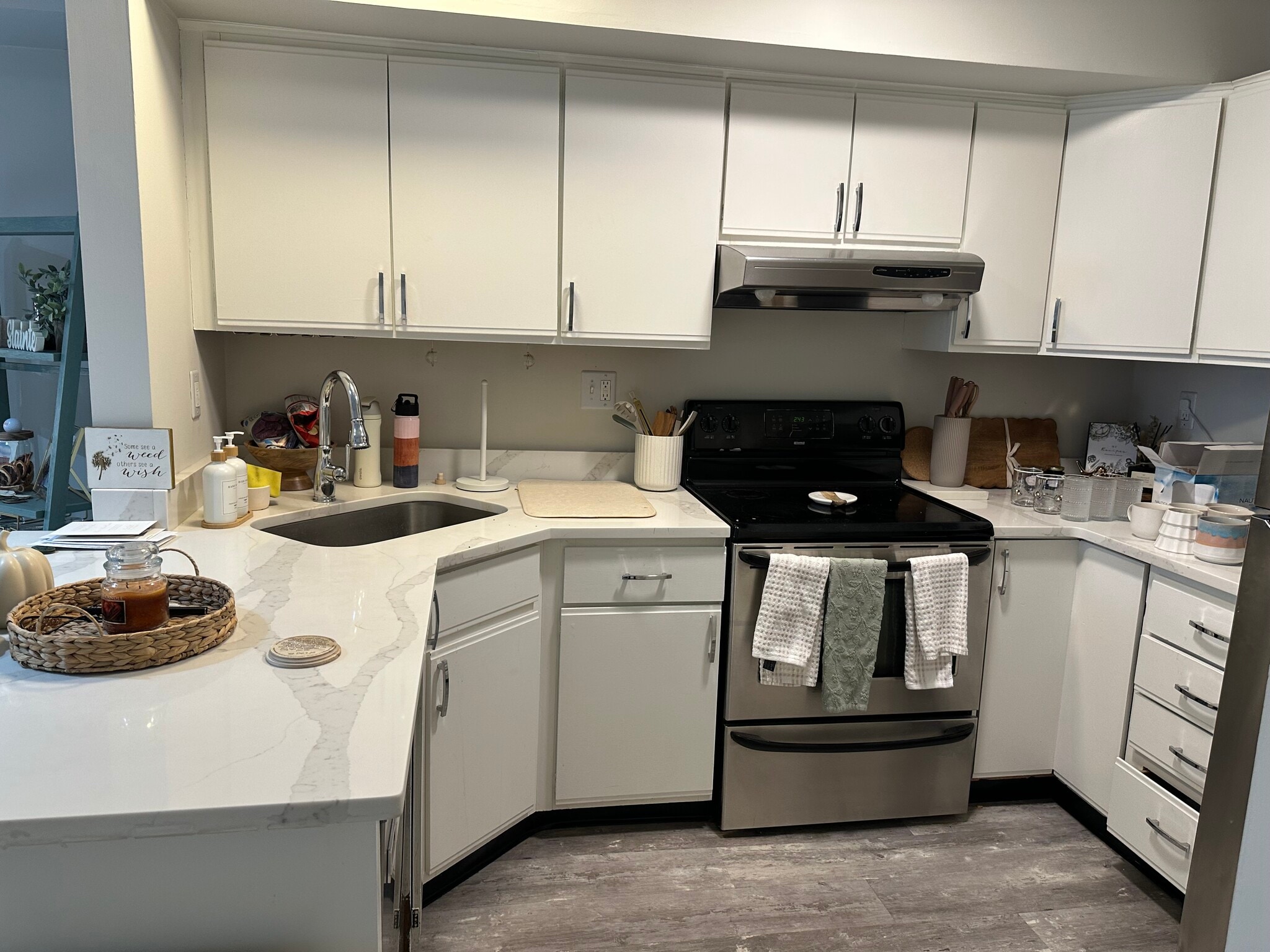 kitchen - 65 Ellsworth St