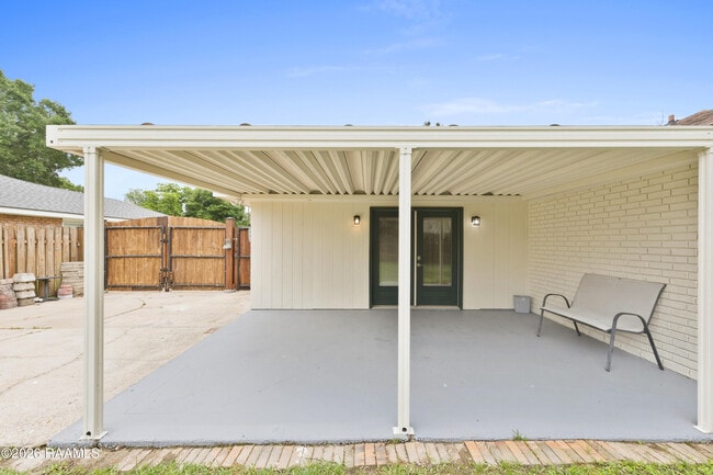 Building Photo - 106 Seattle St