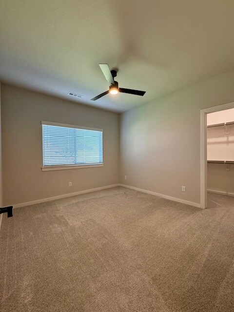 Building Photo - 5302 SW Firethorn Ln