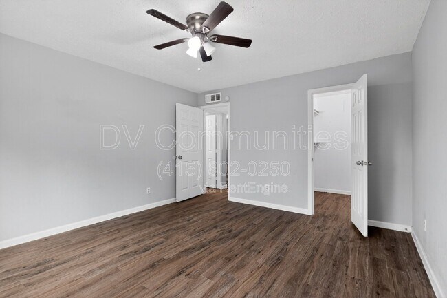 Building Photo - 14630 Edenglen Dr