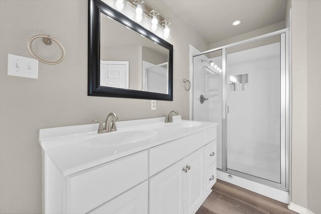 Building Photo - Newly Renovated Midlothian 4 bedroom