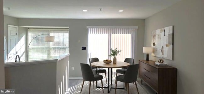 Building Photo - 13804 Churchville Dr