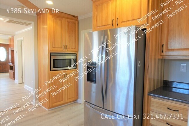 Building Photo - 4385 Skyland Dr