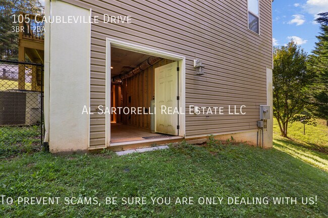 Building Photo - 105 Caubleville Dr