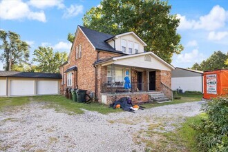 Building Photo - 45866 Gable Inn St