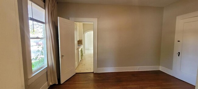 Building Photo - 4405 Red River St