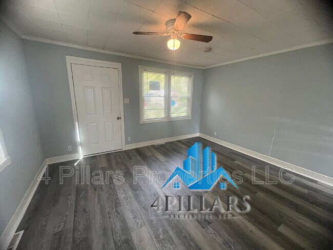 Building Photo - 1406 Federal Ave