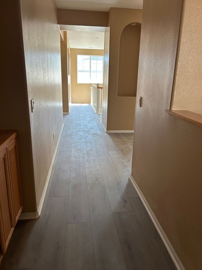 Building Photo - Spacious 5-Bedroom Home with Stunning Views