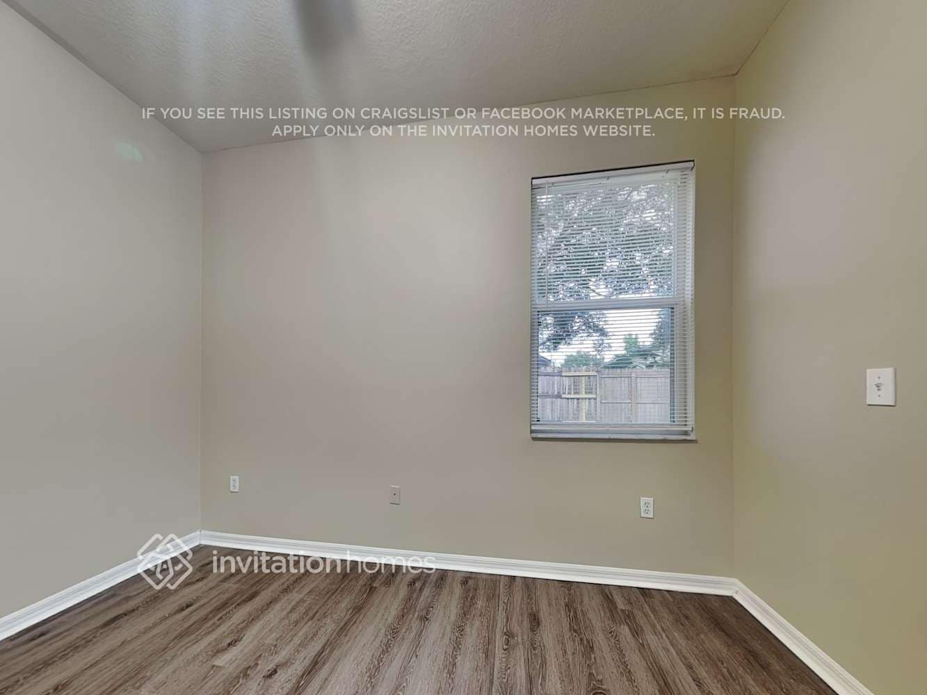 Building Photo - 4626 Carroway Dr