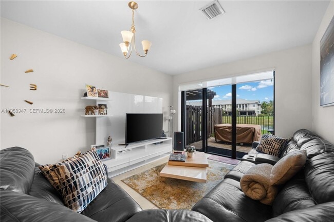 Building Photo - 6005 NW 104th Path