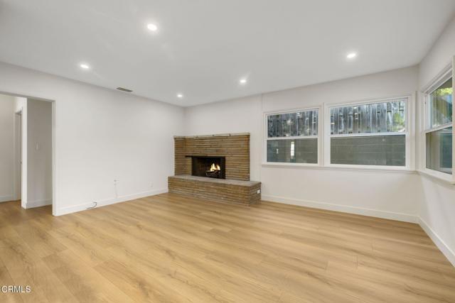 Building Photo - 3644 Stancrest Dr
