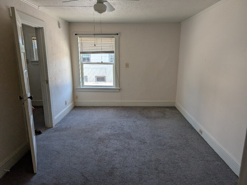 Building Photo - 1717 SE Clatsop St