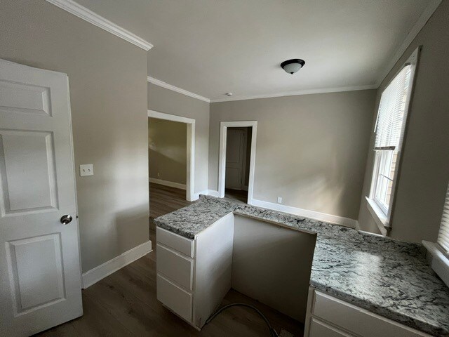 Building Photo - 967 Glenridge Dr