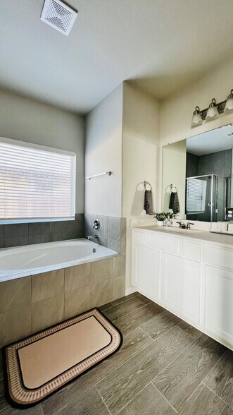 Building Photo - 24319 Wild Bramble Ln