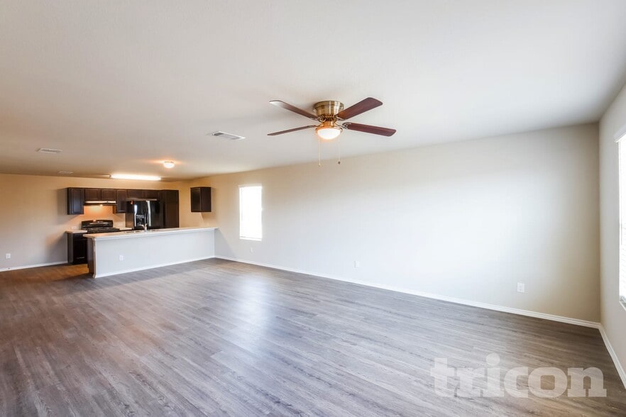 Building Photo - 9706 Marbach Hl