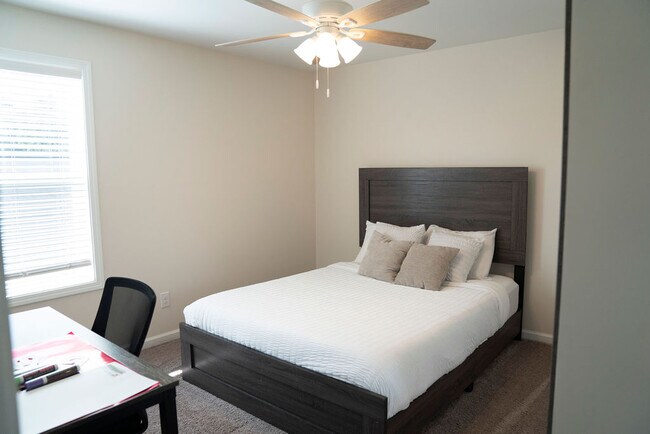 Building Photo - 114 Great Bend Dr