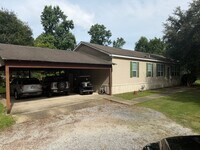 Building Photo - 17100 Swamp Rd