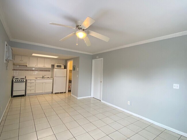 Building Photo - 1BD/1BA Apartment off Curry Ford in Henley...