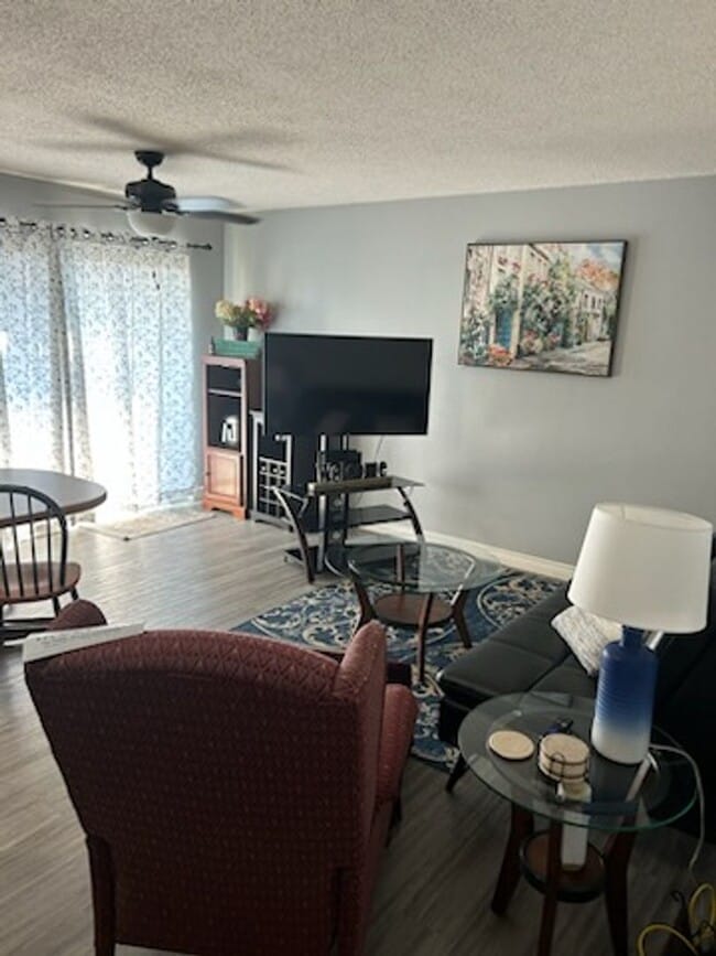 Building Photo - Furnished 1 Bed / 1 Bath – All Utilities Included