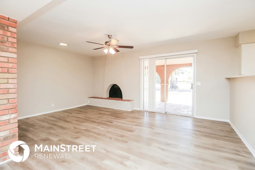 Building Photo - 842 S Revolta Cir