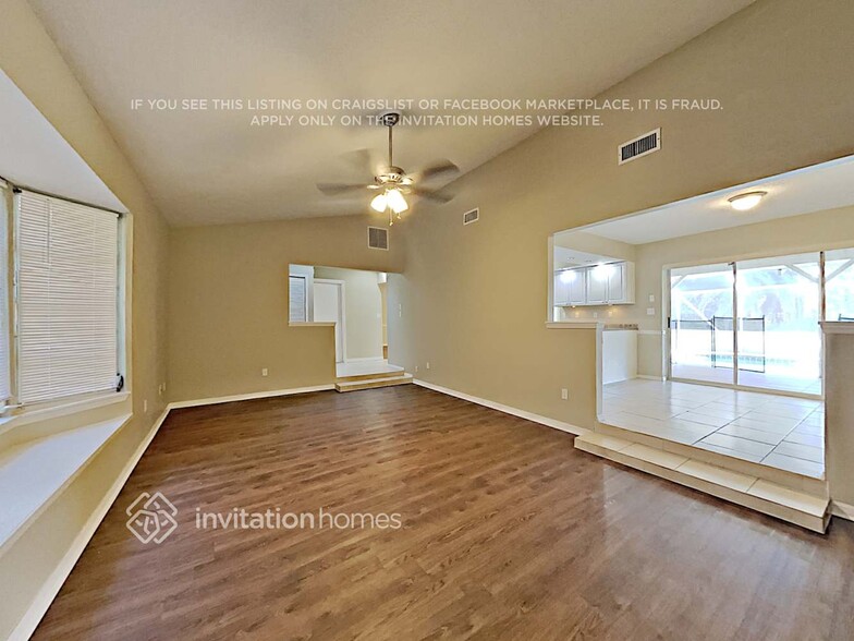 Building Photo - 7401 N Leewynn Dr