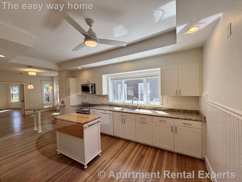 Building Photo - 118 Highland Rd